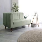 圧迫感の少ない片肘タイプ