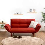 アクセントになるレッド色を採用