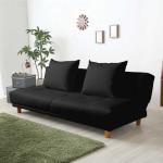 カラーはシックなブラックを採用