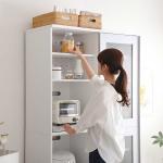 背板に通気孔が設けられています