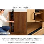 扉は横にスライドする引き戸タイプ