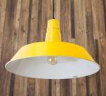 ポップなカラーリング