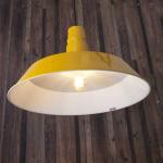 シェードの内側