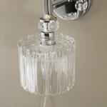 フレームはスタイリッシュなクロームを採用