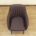 布ファブリックを採用