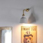 壁面のディスプレイ