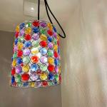 煌びやかなカラーをあしらったアクリルパーツ