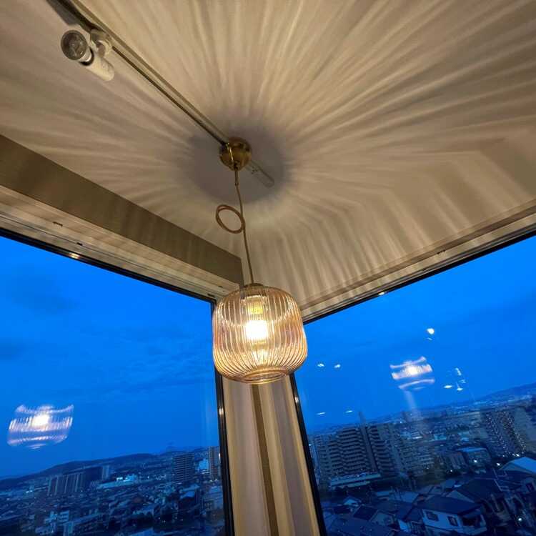 LT-5329 縦ストライプが綺麗なガラス製ペンダント照明・ピンク