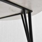 しっかり固定して支える安心の構造