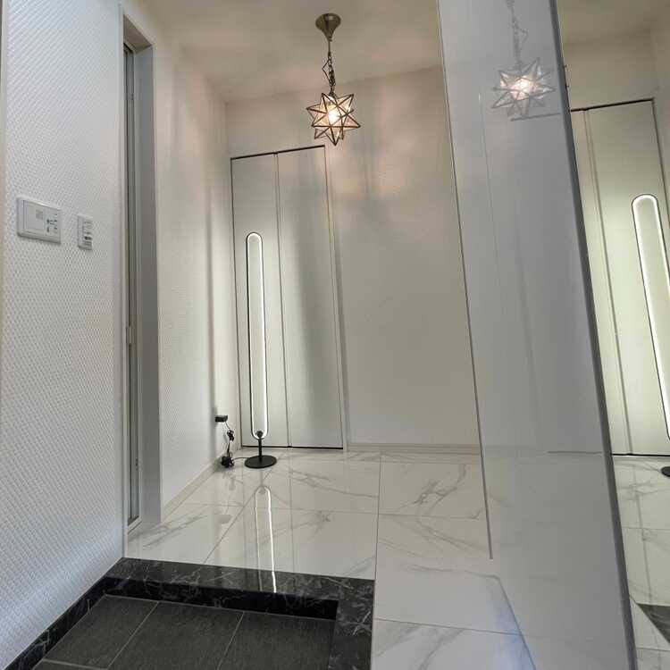 LT-5362 背の高いスタイリッシュなLEDフロアランプ・温白色風