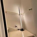 壁に反射する間接照明としての役割