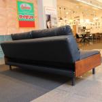 後ろからのアングル