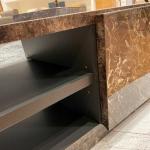 棚板は3段階で高さ調節可能