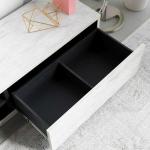 引出し内部も黒のシート貼りでお洒落