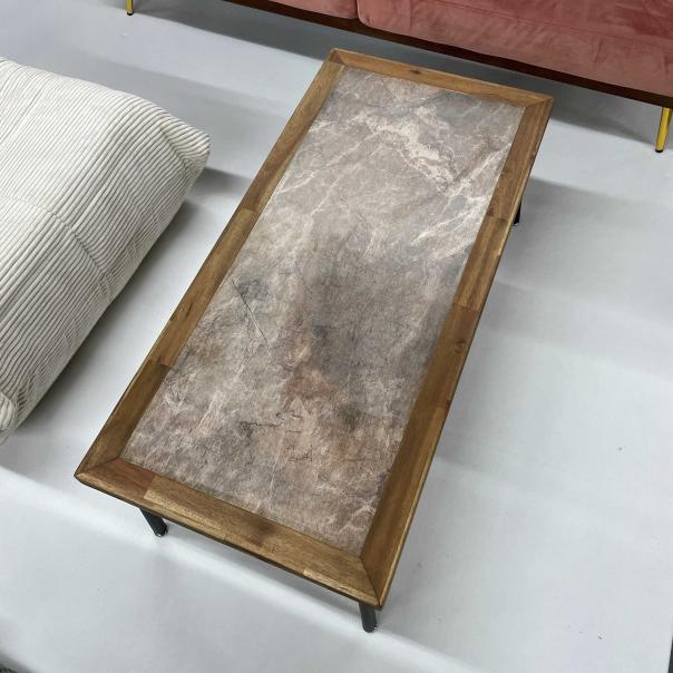 二つの異素材が見事に融合