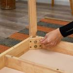 付属の六角レンチでボルトを固定