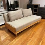 北欧テイストの布製ソファーベッド