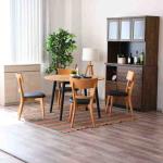 美しさが際立つオーク製の天板