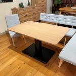 ソファーとチェアのどちらにも使いやすい