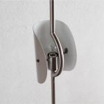 光が直接目に入らない構造