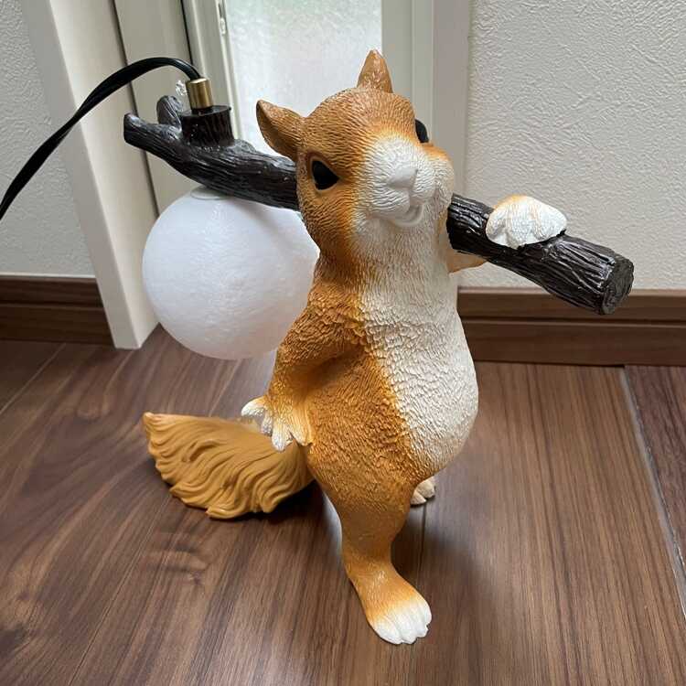 LT-5401 衝撃の可愛さ！リスさんのテーブルライト・卓上照明・LED付