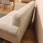 背もたれにはウェービングベルト﻿を採用