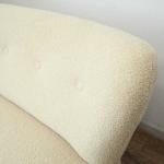 湾曲したフォルム