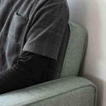 しっかりと体を支えます