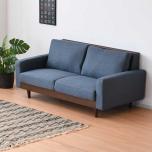 ウッド部分のブラウンとブルー布のツートンが素敵