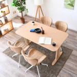 幅広いテーブルと合わせやすい