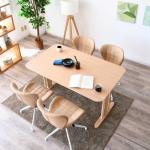 スチール脚のチェアとも相性が良い