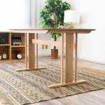 脚と脚の間にも補強バー