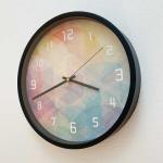 現代美術のセンスを集約したウォールクロック