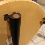 脚は簡単に折りたためます