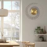 芸術的らせんデザイン壁掛け時計の設置例