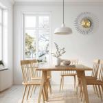 芸術的らせんデザイン壁掛け時計の設置例