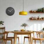 モダンアートな黒ブラック壁掛け時計の設置例