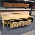 上段はデッキ収納スペース