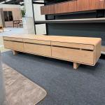 閉めたままでもリモコン操作が可能