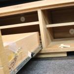 背面にコードを通す為のダクト