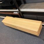 木目が綺麗で節もあまり目立たない突板貼り