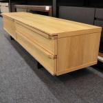 3段フルスライドレールを採用