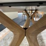 豪快で高級感溢れる木目