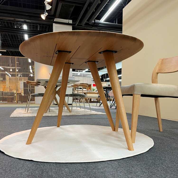 木目調 楕円形ダイニングテーブル DI-2538 然木オーク無垢材の高級ダイニングテーブル・楕円型