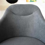 サラッとした手触りのファブリック