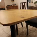 DI-2540 天然木オーク＆アイアン脚のダイニングテーブル・ふたり用