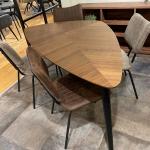 天板は高級素材の天然木ウォールナット