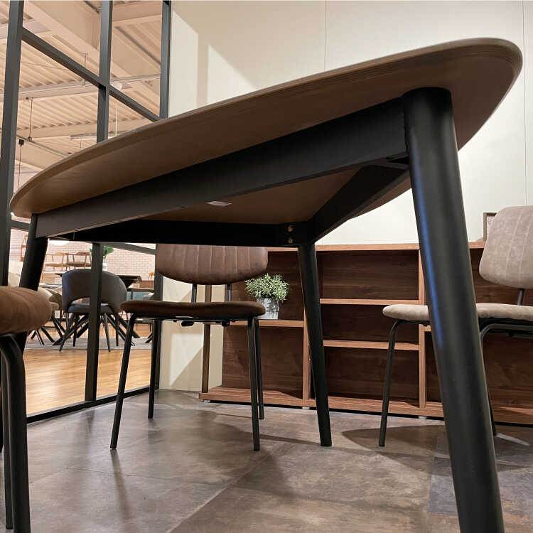 DI-2510 曲線三角形ダイニングテーブル・幅150ウォールナット製