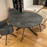 空間への圧迫感は少なめ