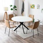 4人で囲んでも広い